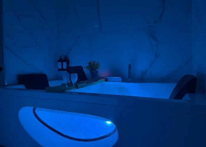 Evasion Balneo, Clim, Wifi, Netflix, Palais